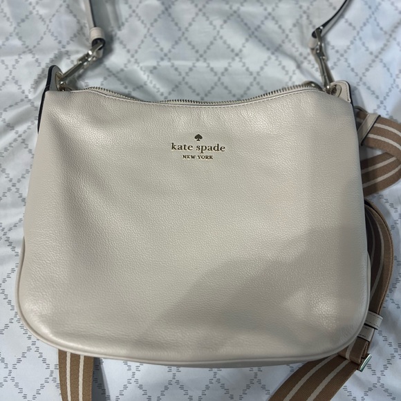 kate spade Handbags - kate spade Beige Crossbody Bag